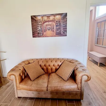 Kiki House Lungarno Апартаменты Флоренция